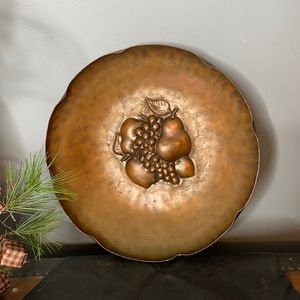 . Vintage Hammered Copper Decorative Fruit Bowl